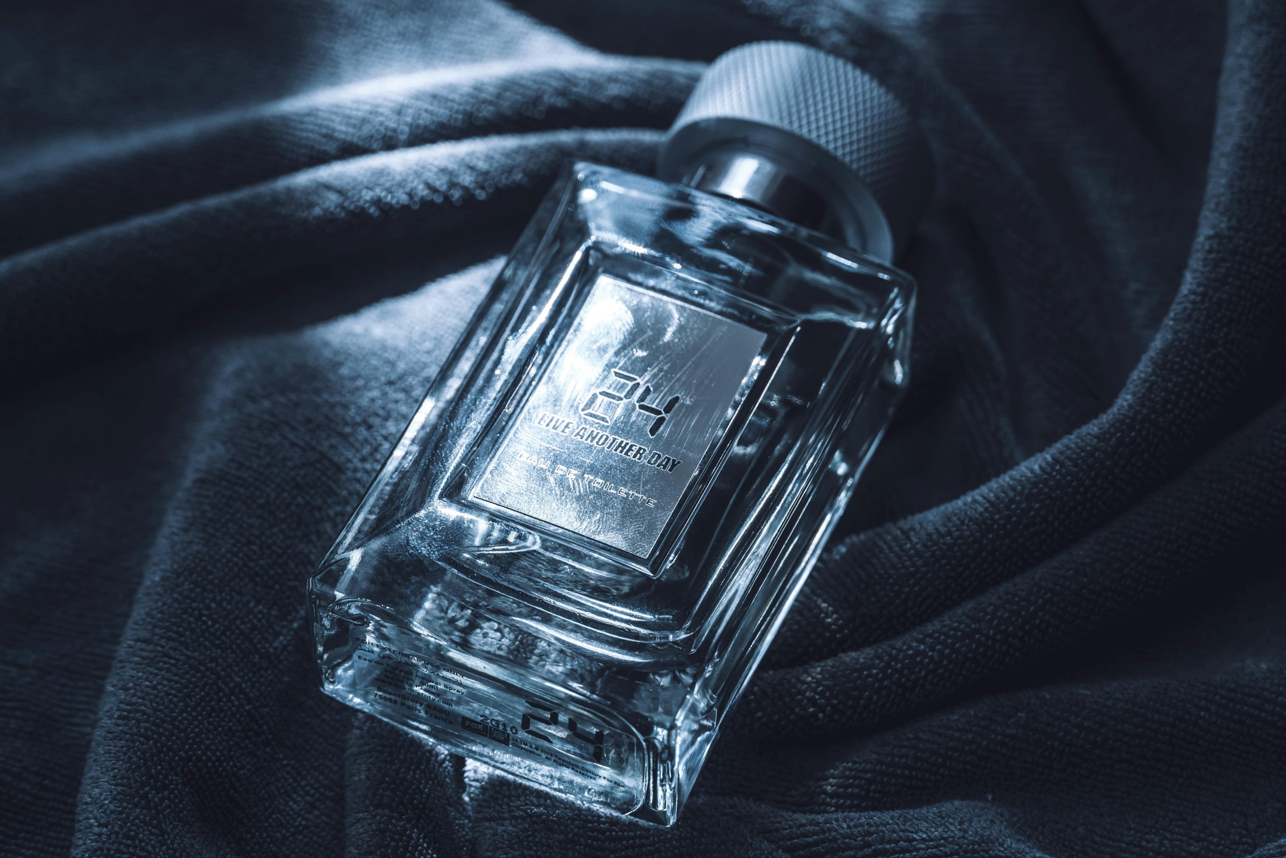 You are currently viewing Top 10 Kem Dưỡng Ẩm Cho Da Mụn 2026: Da Nhạy Cảm